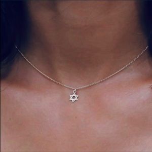 ✨✨Dainty Small Silver Star Of David Necklace✨✨